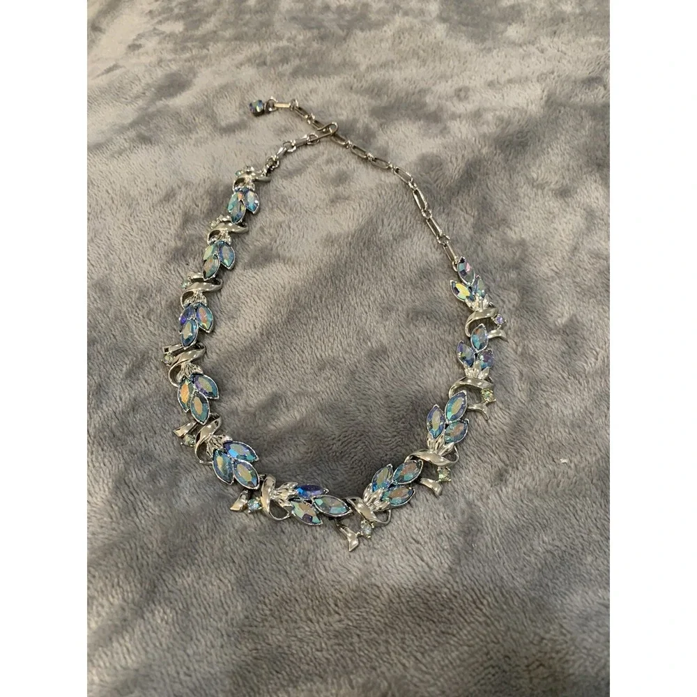 Vintage Signed Coro Blue Aurora Borealis Crystal Silver Tone Leaf Necklace
